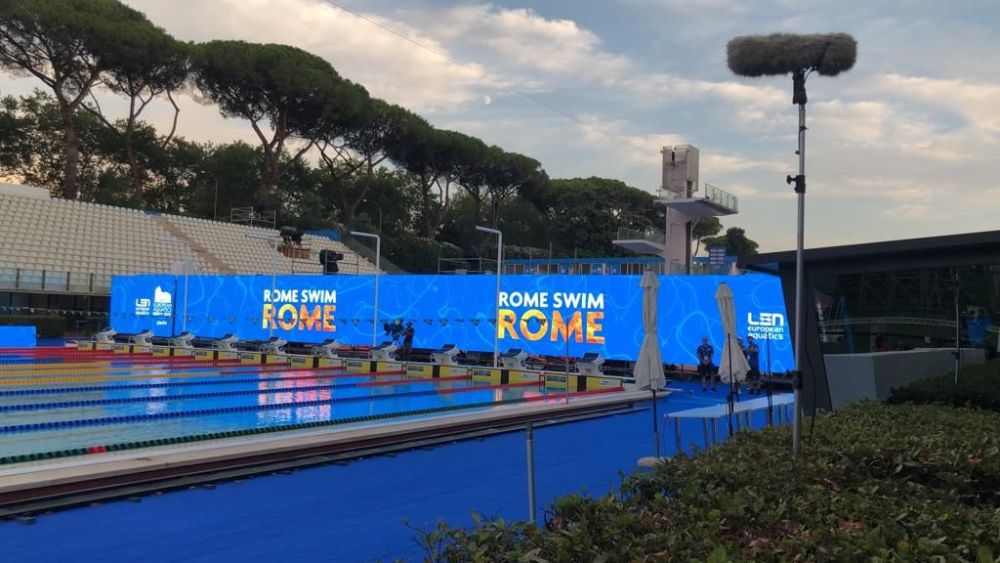 Figura 3 Europei di Nuoto di Roma 2022- Maxi Ledwall Figura 3 Europei di Nuoto di Roma 2022- Maxi Ledwall